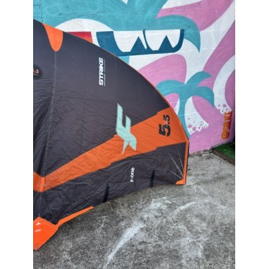F-ONE Strike V4 5.5m&sup2; - Occasion