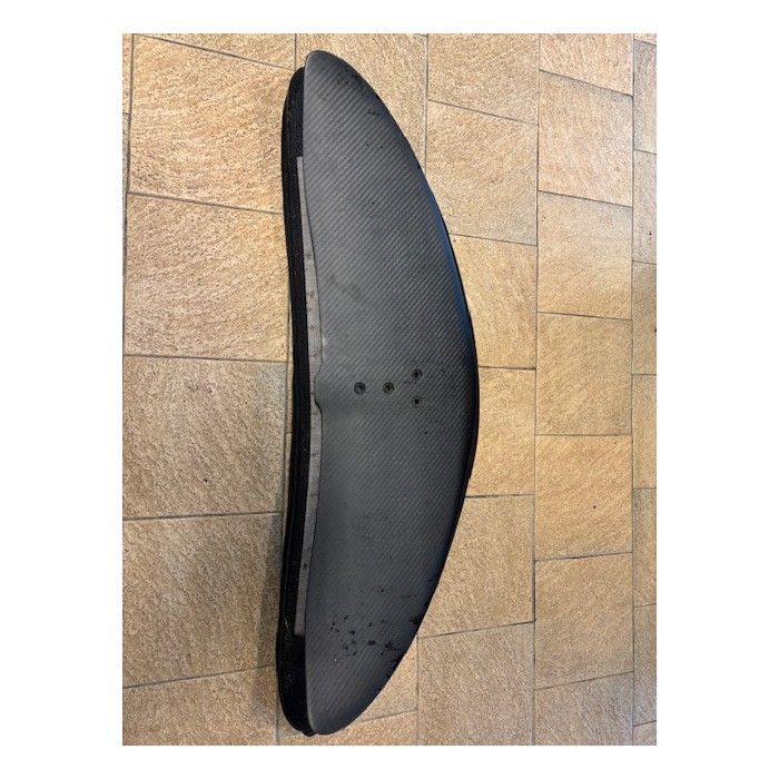 AXIS Frontwing 1528cm&sup2; Occasion