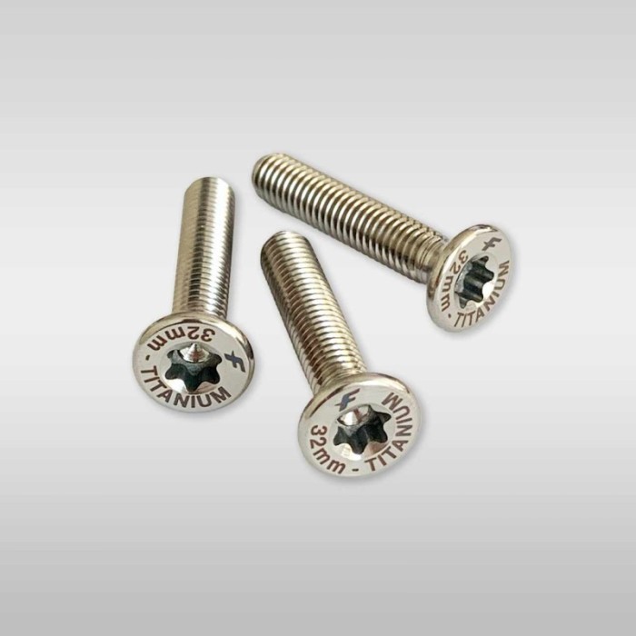 F-one set 3 Vis Titanium 32 M6